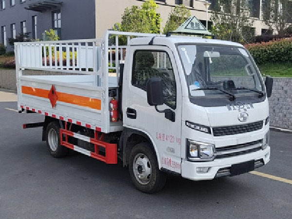 躍進(jìn)福運S80氣瓶運輸車