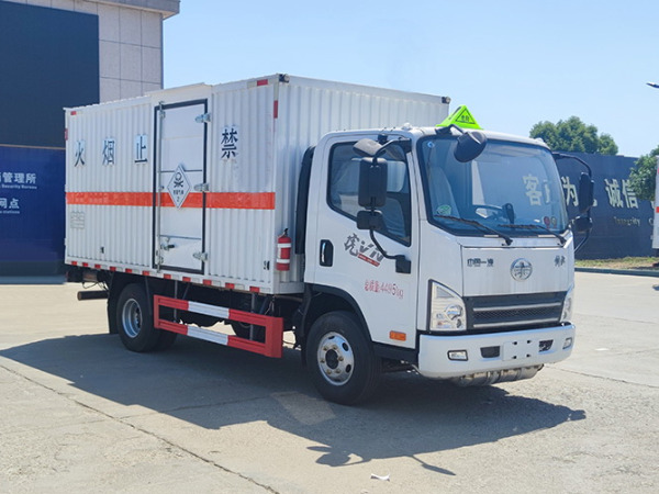 解放毒性和感染性物品廂式運(yùn)輸車 解放毒性和感染性物品廂式運(yùn)輸車