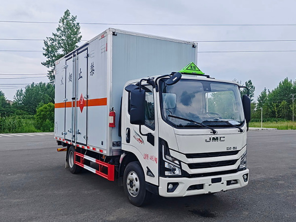 江鈴凱運(yùn)易燃?xì)怏w廂式運(yùn)輸車 江鈴凱運(yùn)易燃?xì)怏w廂式運(yùn)輸車